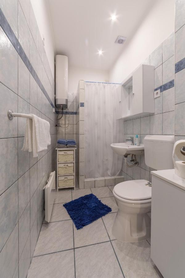Lovely 1 Bedroom Flat With Central Location Budapest Exterior photo
